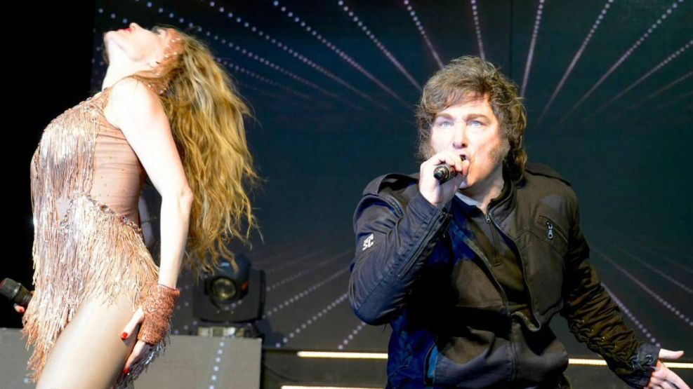 Javier Milei asistió al Teatro Roxy, donde Fátima Florez protagoniza el espectáculo “Fátima Universal”. 28012026