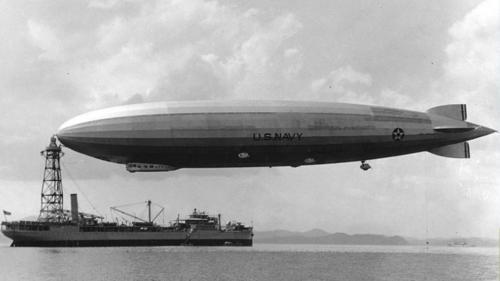 París es bombardeada por primera vez por zeppelines alemanes