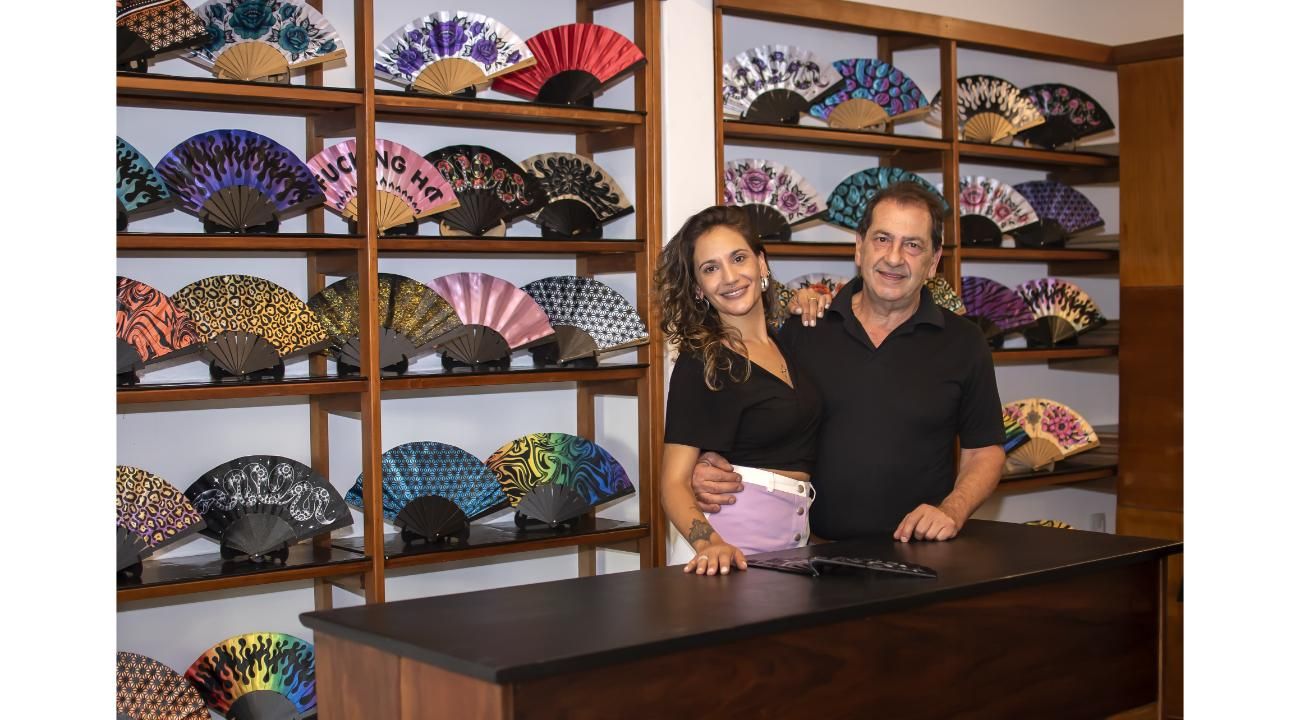 CHIKA: el abanico como objeto de diseño contemporáneo