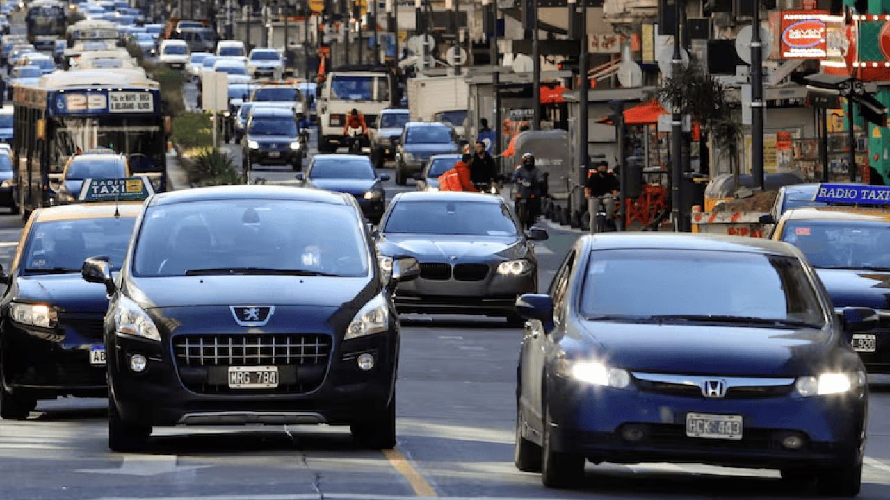 Patentes CABA | Foto:CEDOC