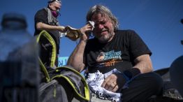 Ciudadanos que protestaban contra el ICE en un centro de detención de Texas fueron reprimidos con gases.