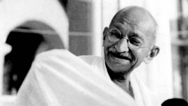 El día que mataron a Gandhi: el crimen que marcó a la India y sigue interpelando a su democracia