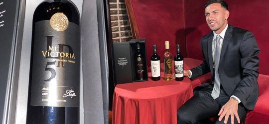 Vinos y fútbol, pasiones argentinas.