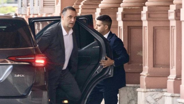 Manuel Adorni en la Casa Rosada