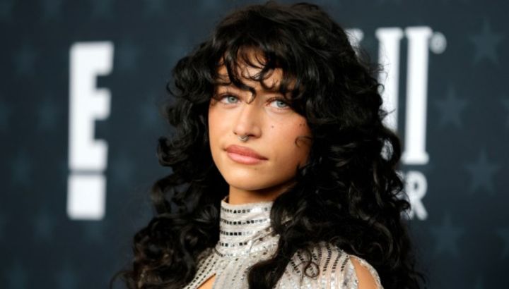 La actriz Odessa A'zion abandona la película "Deep Cuts" de A24 tras las críticas: "No había leído el libro"