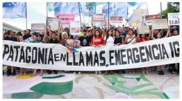 Marcha por los incendios en La Patagonia