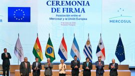 Acuerdo entre la Unión Europea y el Mercosur: Europa aprieta el freno, Argentina pisa el acelerador