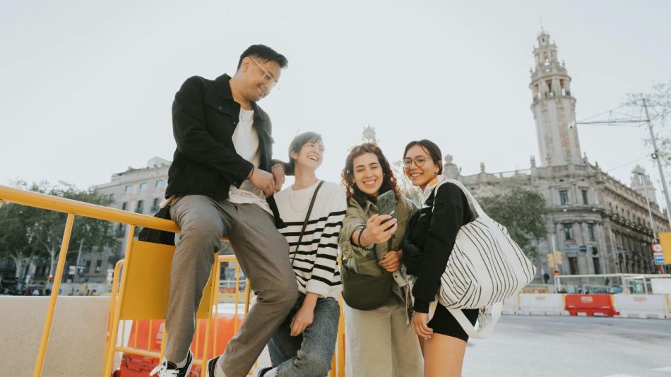 Horóscopo de hoy 2 de febrero de 2026