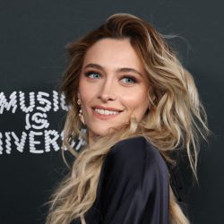 La cantante y actriz estadounidense Paris Jackson asiste a la fiesta posterior a los Grammy de Universal Music Group en Nya Studios West en Los Ángeles. | Foto:Michael Tran / AFP