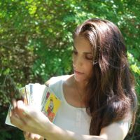 ¿Por qué el tarot volvió a ser tendencia en los últimos años y qué se busca realmente en una lectura?