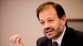 Ex presidente del Banco Central de Ecuador coincide con las advertencias de Cavallo