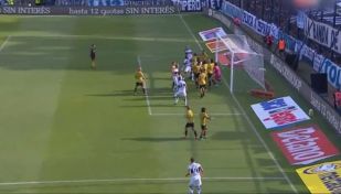 Golazo de Nicolás Barros Schelotto