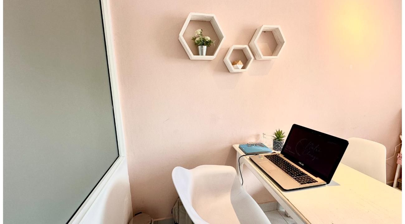 LA CONSULTA ONLINE MÁS ALLA DEL PESO