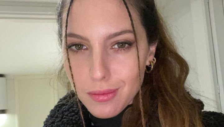 Clara Darín reveló el género del bebé de Úrsula Corberó y el Chino Darín por error