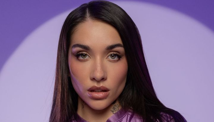 El drástico cambio de look de María Becerra: las fotos del antes y después