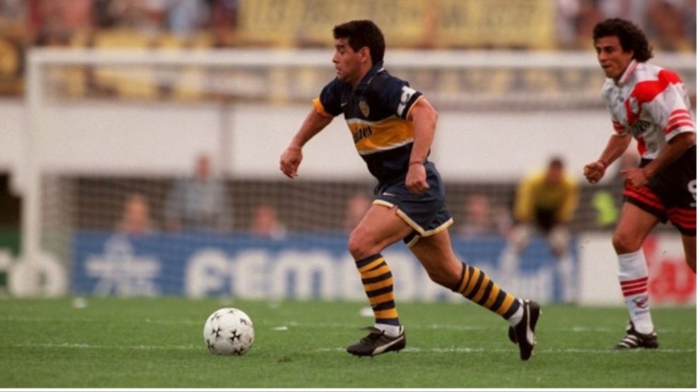 La tarde en que la Bombonera lloró: el adiós definitivo de Diego Maradona al fútbol profesional