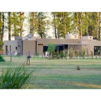 Tres Pinos: volver a la infancia, proyectar el futuro