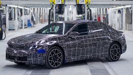 BMW i3 2026: comienza la preproducción en Múnich de la berlina que promete 800 km de autonomía