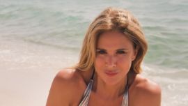 Flavia Palmiero impone tendencia con dos modelos de traje de baño para mujeres de +50