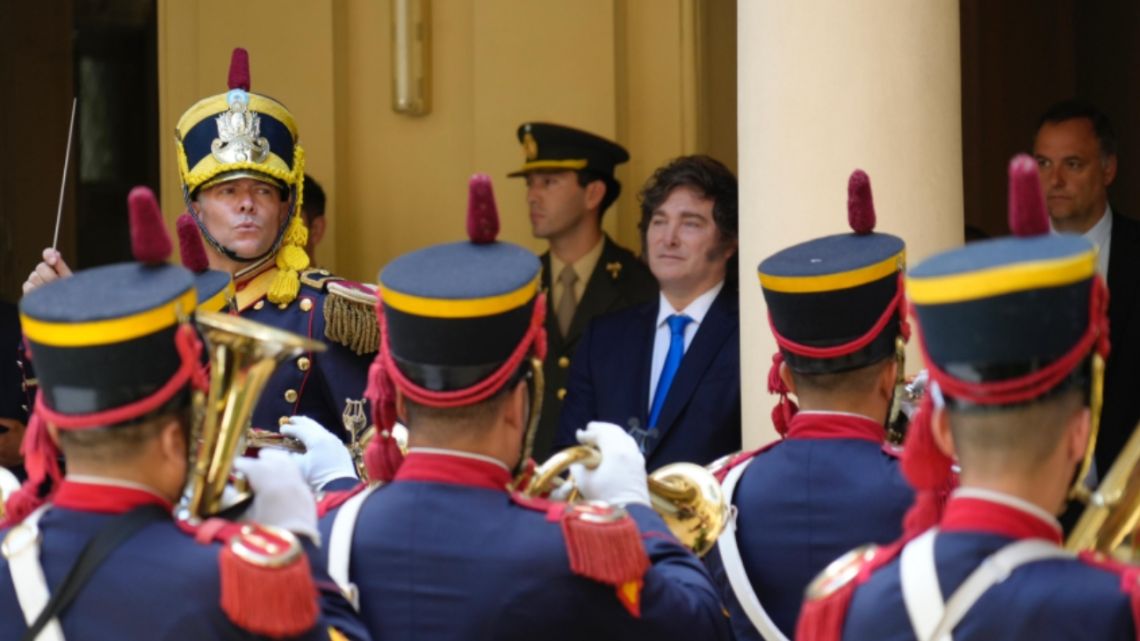 EN VIVO: Javier Milei hablará en San Lorenzo en al acto por el sable de San Martín