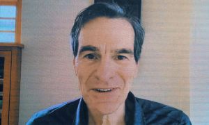 080226_john_cochrane_capturapantalla_g