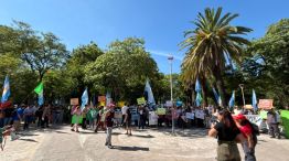 Reclamo de trabajadores del Ministerio de Producción.