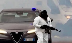 Asalto cinematográfico en Italia a un camión blindado 20260209