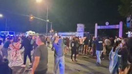 Tensión en Rosario: policías hicieron una protesta por salarios y reprimieron a sus familiares