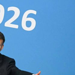 El presidente de Francia, Emmanuel Macron, pronuncia un discurso durante la Cumbre Europea de la Industria en Amberes. Foto de NICOLAS TUCAT / AFP | Foto:AFP