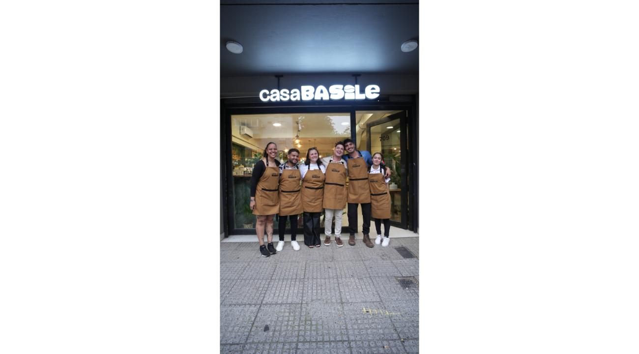 La apertura de Casa Basile y el vínculo con West Indian