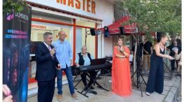 Carina Lopez: De la cancha al micrófono, la misma pasión en otro escenario