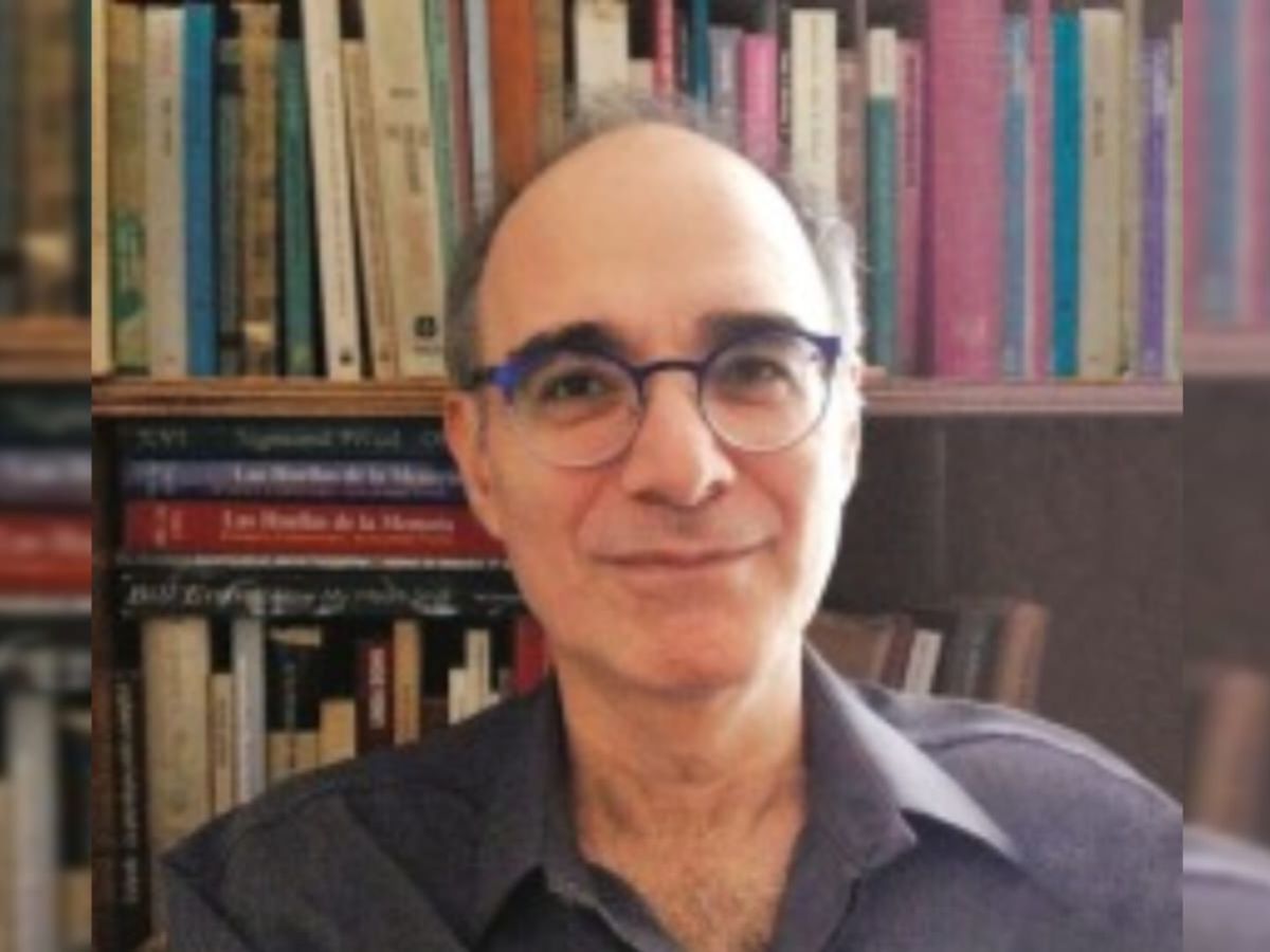 Alejandro Vainer, psicoanalista: “Las redes, están diseñadas para ser adictivas, generan ansiedad y depresión; el cambio no es inmediato”