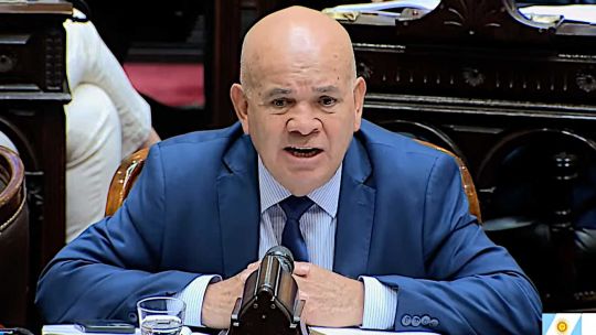 El diputado nacional Aldo Leiva contó cómo fue la agresión que recibió de diputados libertarios: "Me trataron de payaso"