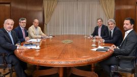 Luis Caputo se reunió con la UIA luego de la polémica con Techint