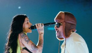 El jugado look de Cazzu para reencontrarse con Bad Bunny en River: minifalda y asimetría 