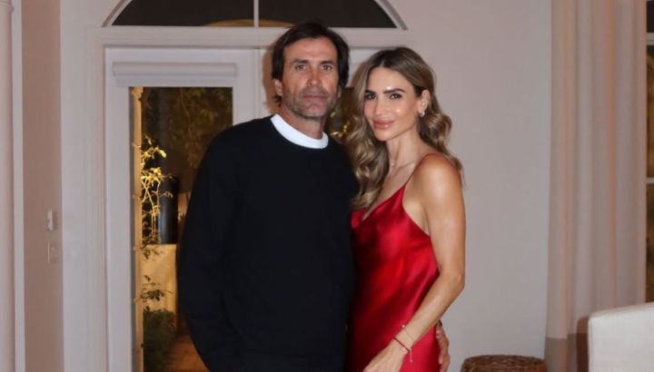 Adiós a los focos empotrados tradicionales: María Vázquez y Adolfo Cambiaso apuestan por la lámpara araña, la nueva tendencia deco