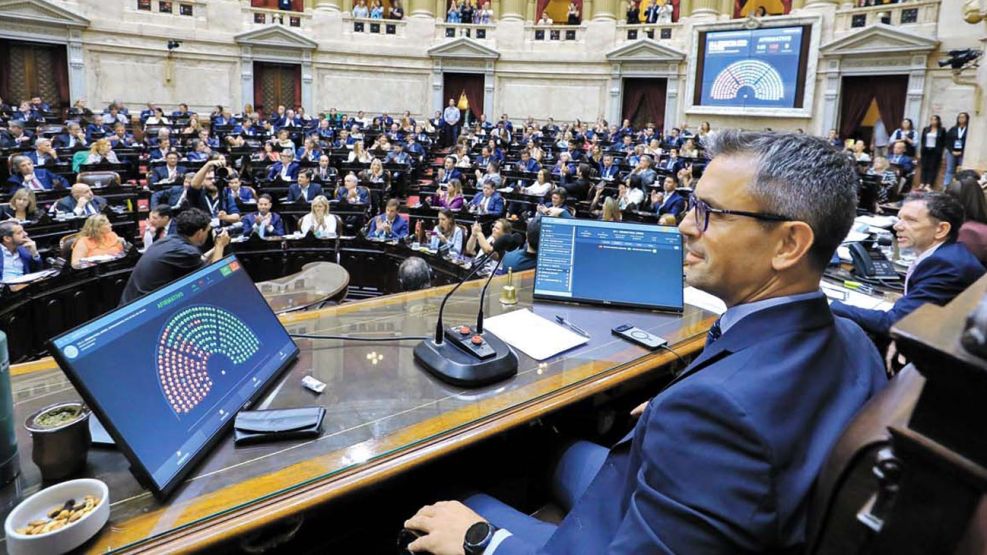 150226_menem_diputados_g