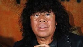 Preocupación por la salud de la Mona Jiménez: frenó su show por un malestar