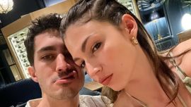 Dante, el hijo del Chino Darín y Úrsula Corberó, tuvo su primer paseo: la tierna foto