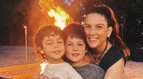 Juana Repetto junto a sus hijos