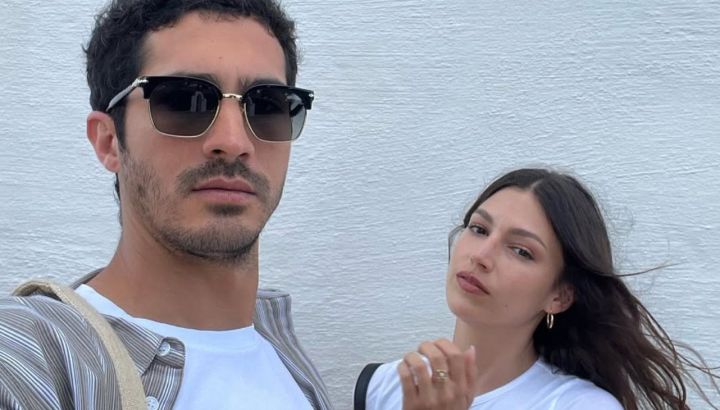 Úrsula Corberó compartió una foto de su primer paseo junto a Dante, el hijo que tuvo con el Chino Darín