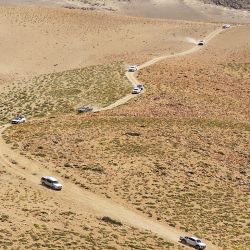 Exigente travesía off road a las lagunas La Fea, La Negra y Cari-Launa, entre el sur mendocino y el norte neuquino.