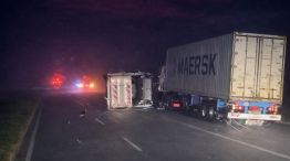 Temporal con 10 camiones volcados