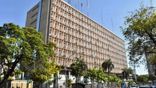 Por Argentina-Inglaterra, justifican la inasistencia de empleados públicos de Chaco
