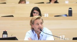 Knipscheer en sesión de la Unicameral