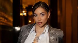 María Becerra sorprendió en los Premios Lo Nuestro con sus alter ego y un look total pink