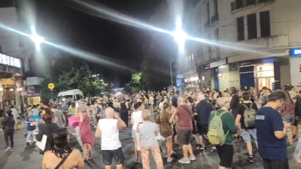 Cacerolazos en Buenos Aires por la Reforma Laboral del gobierno de Javier Milei.