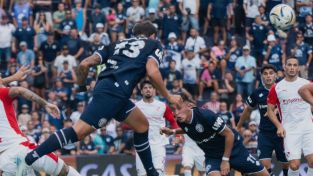 CSIR vs Independiente