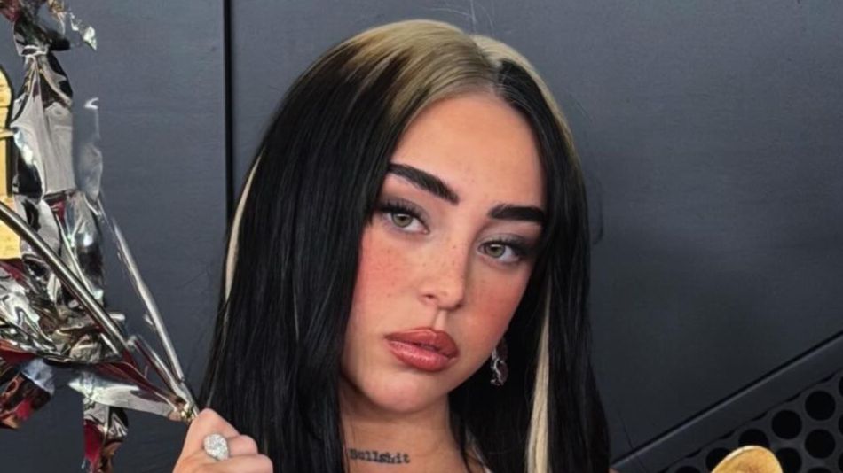 Nicki Nicole hizo historia en el Teatro Colón y marcó tendencia con su look sinfónico