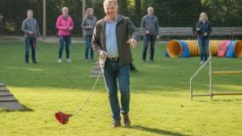 Efecto Conan: en Alemania se puso de moda pasear perros invisibles